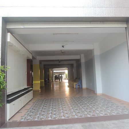 Nam Kieu Hotel Ca Mau Exterior photo
