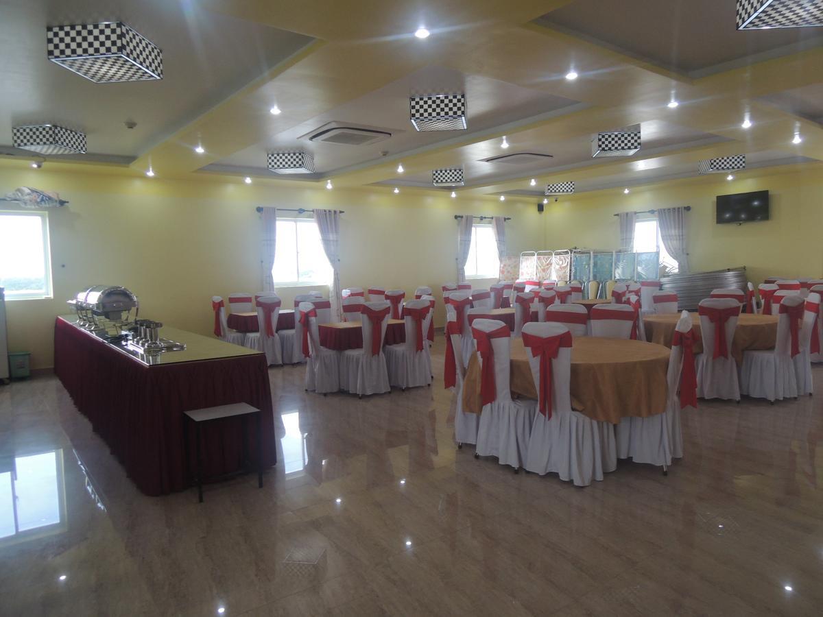 Nam Kieu Hotel Ca Mau Exterior photo