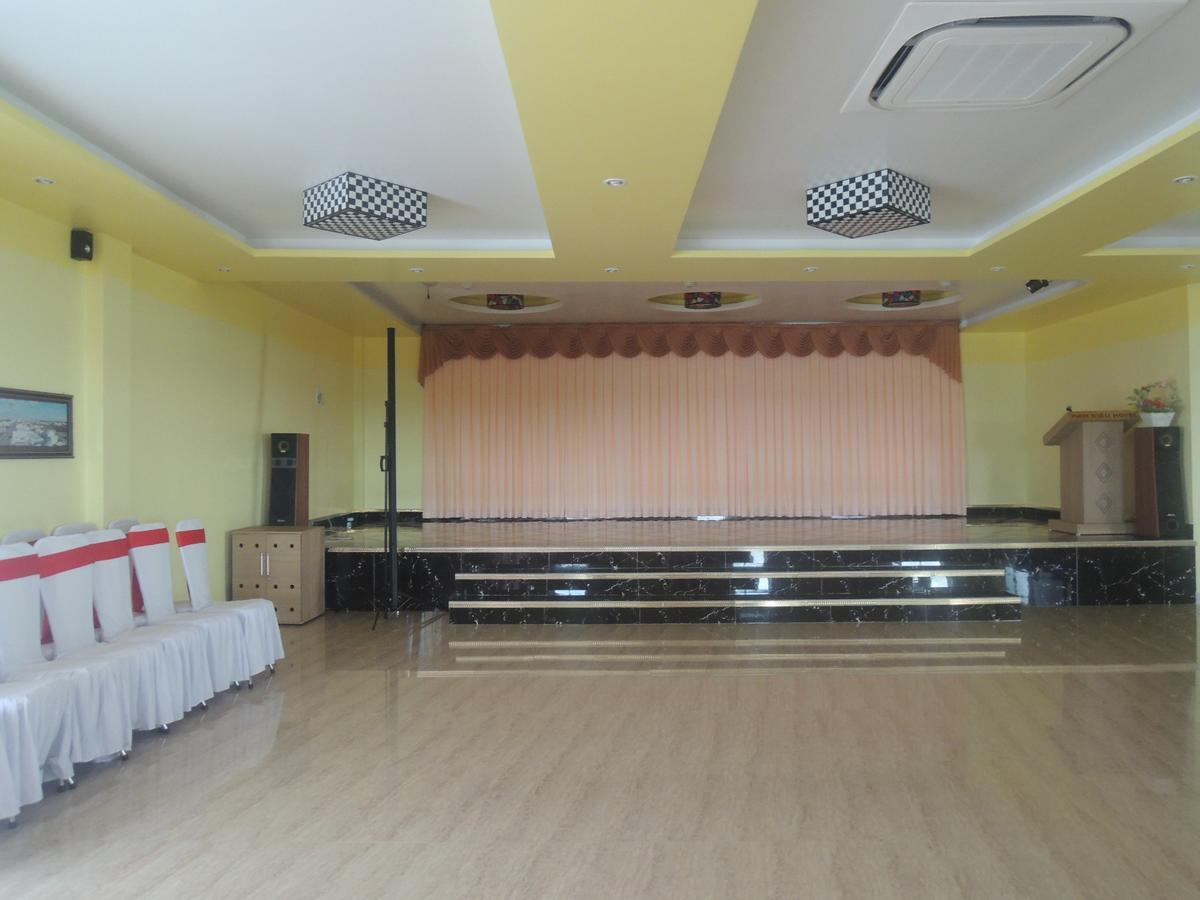 Nam Kieu Hotel Ca Mau Exterior photo
